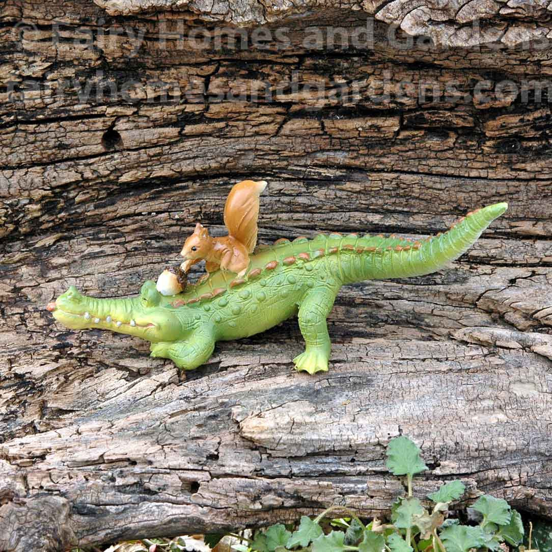 Chompie the Gator with Squirrel Collectible - Alternate View
