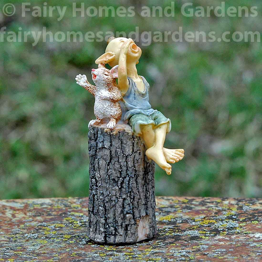 Collectible Singing Pixie with Mouse