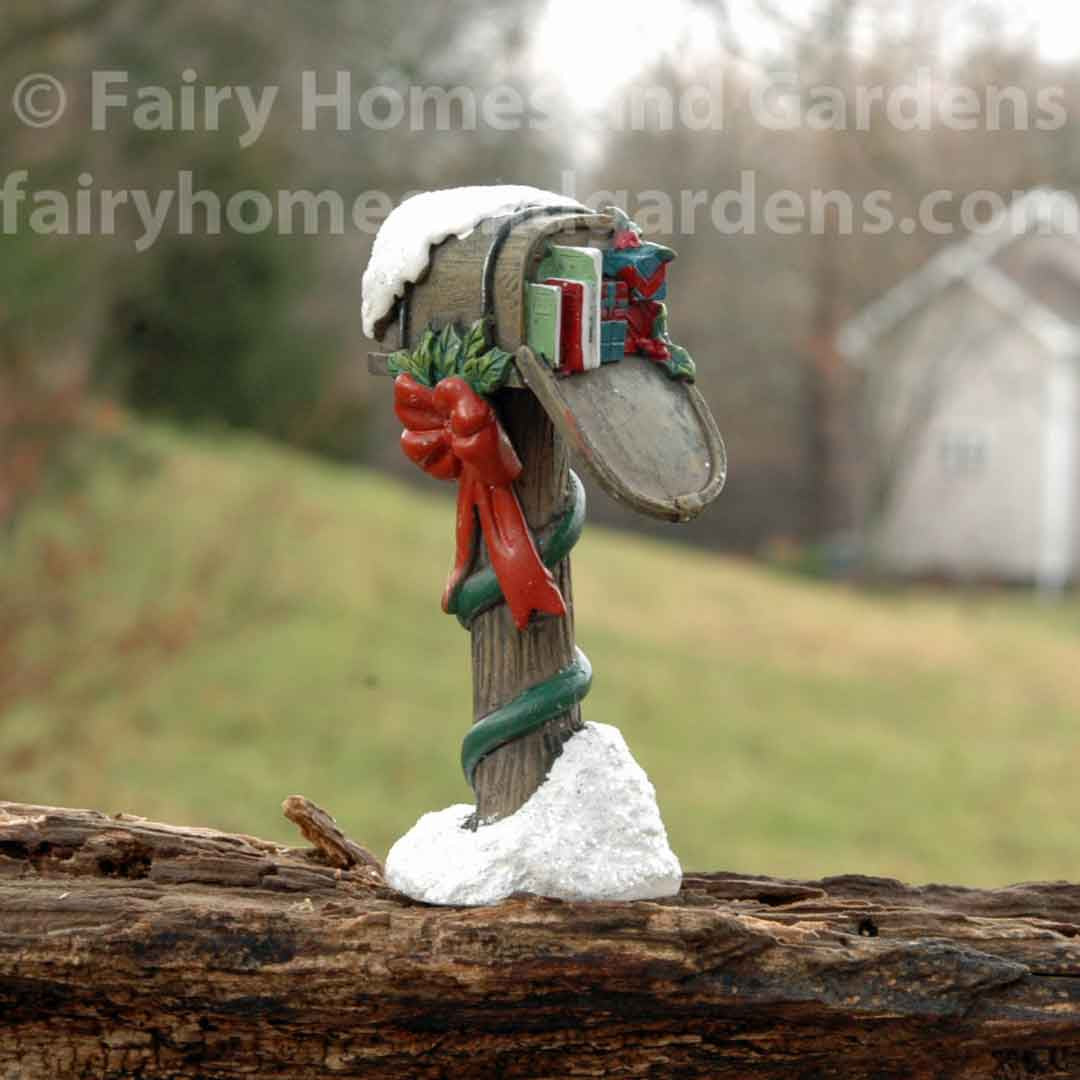 Miniature Christmas Mailbox 