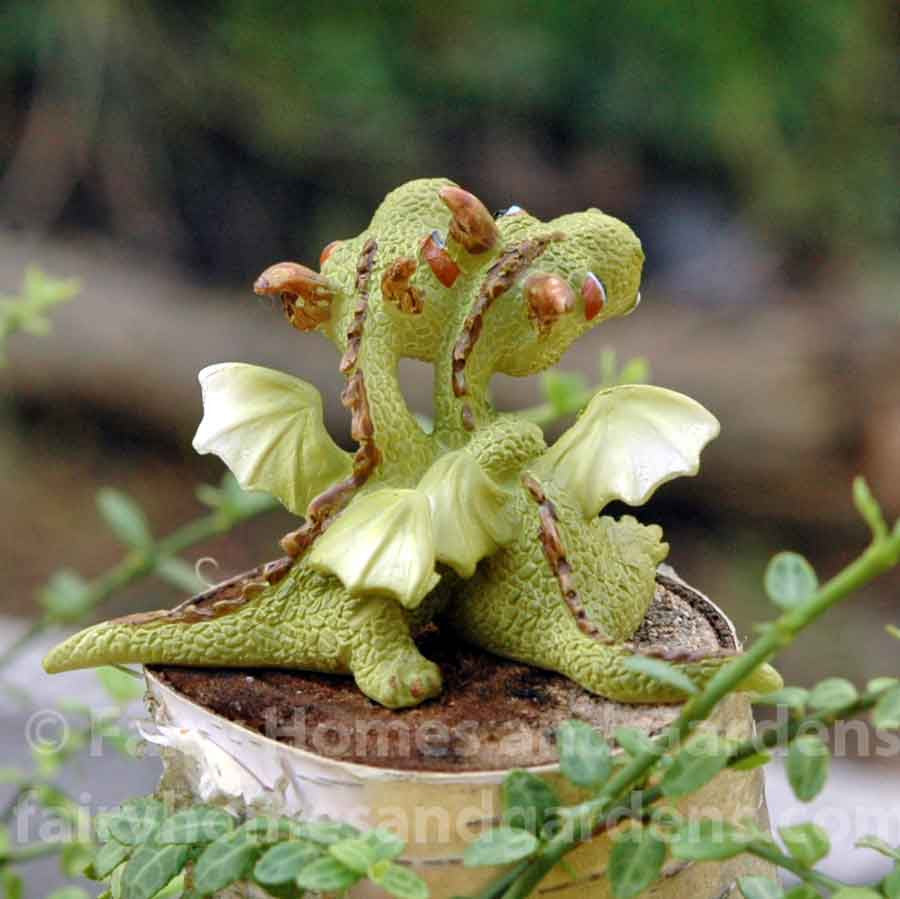 Miniature Hugging Dragons Back View