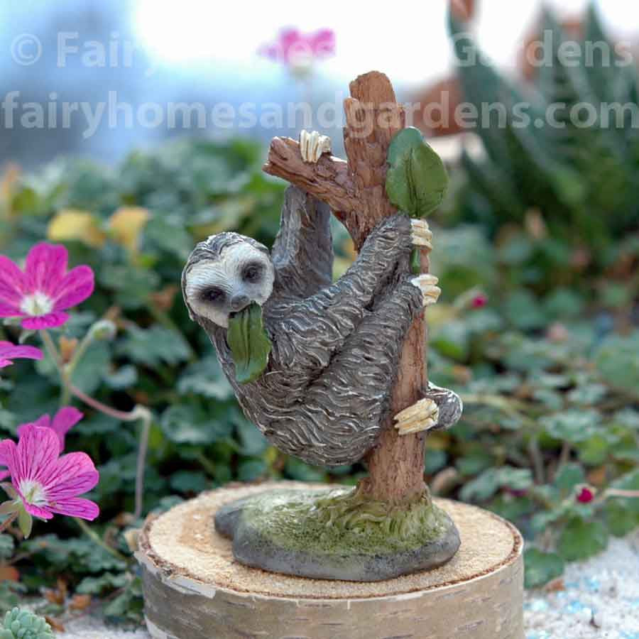 Miniature Top Collection Sloth