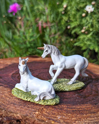 Miniature Kneeling Unicorn