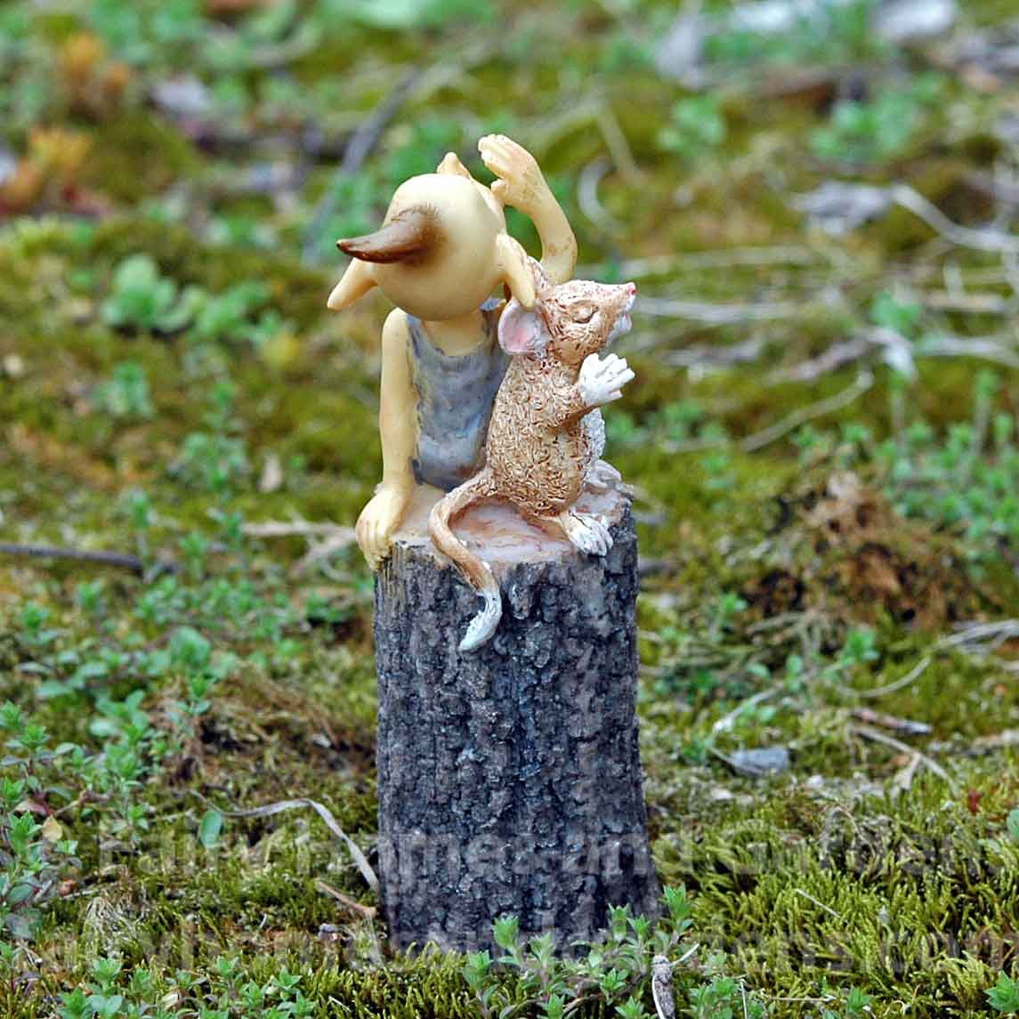 Miniature Pixie and Mouse Singing Figurine - Back View