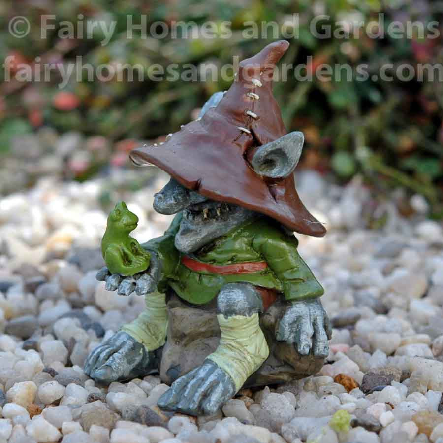 Swampland Troll with Frog 'Merle'