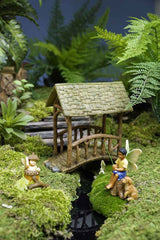 Miniature Woodland Knoll Covered Bridge Lifestyle Image
