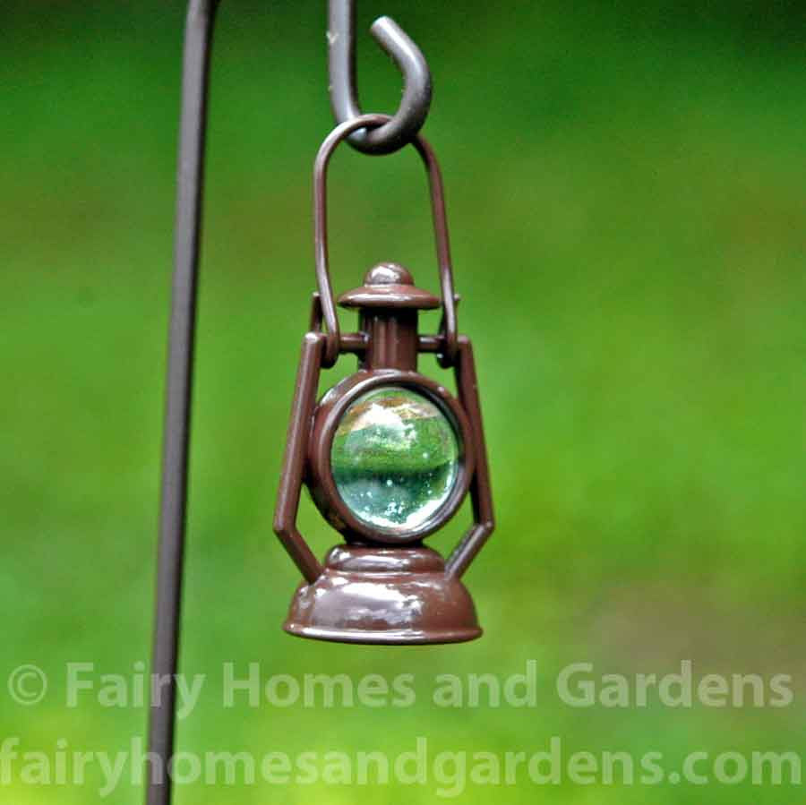 Woodland Knoll Railroad Lantern Close Up