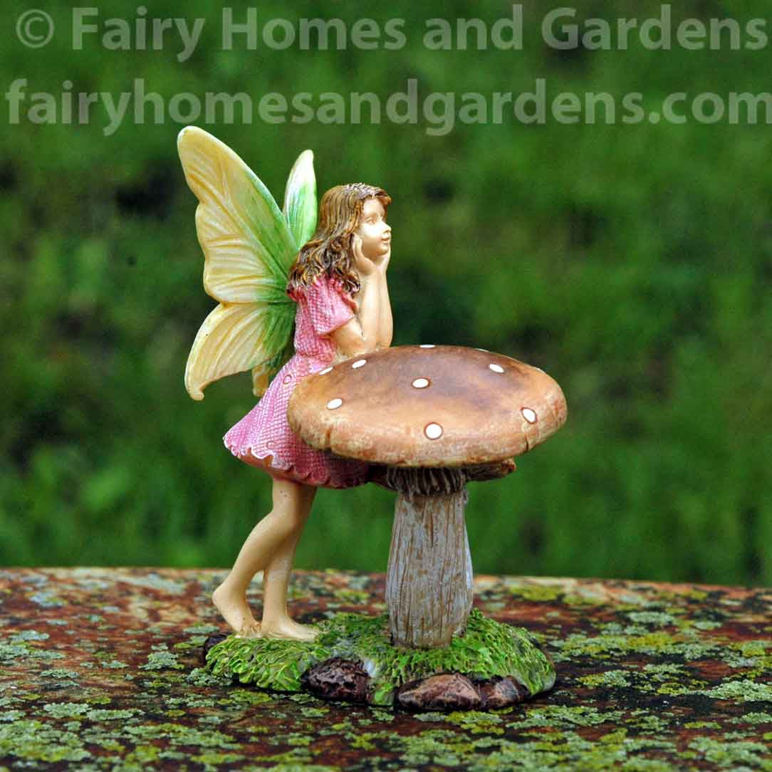 Woodland Knoll Mushroom Fairy 