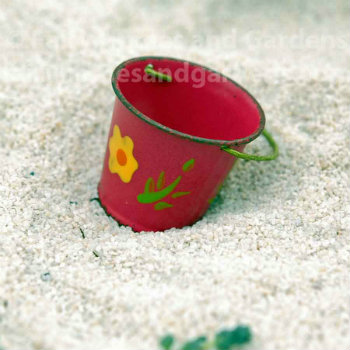 miniature-gypsy-fairy-garden-bucket.jpg